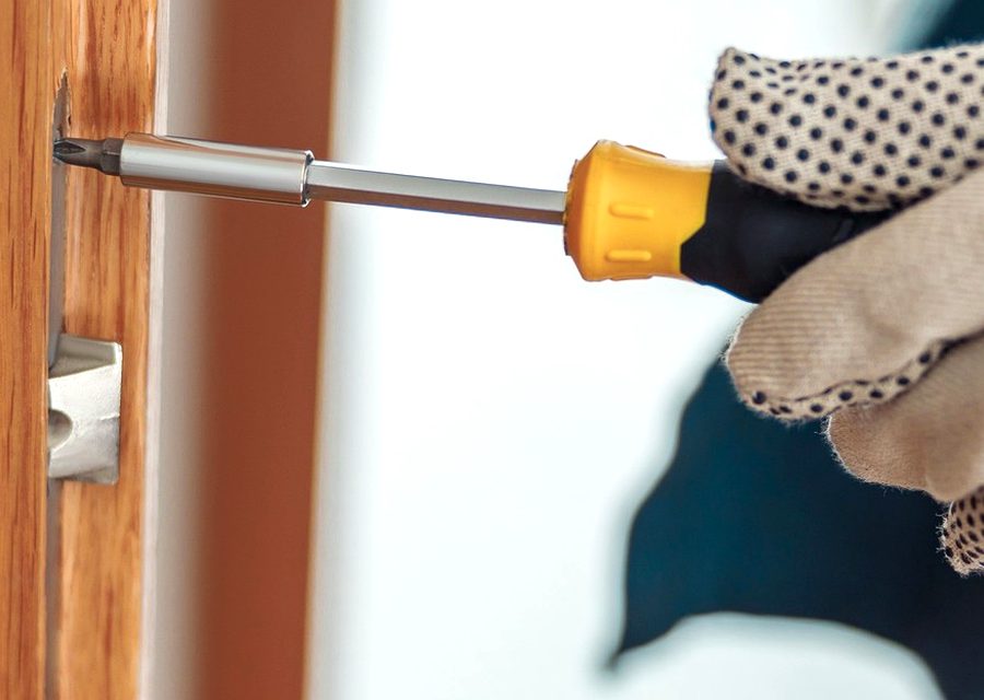 Emergency locksmith service near Clarkstown