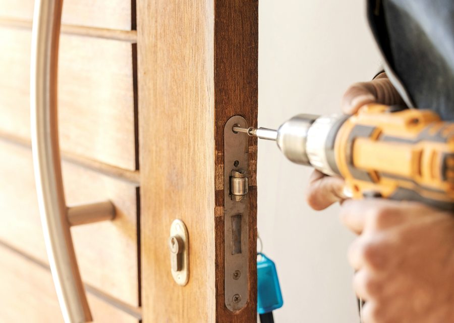 Emergency locksmith service near North Canton