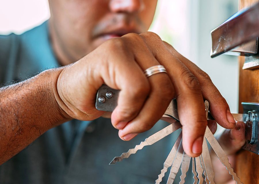 Emergency locksmith service near New York