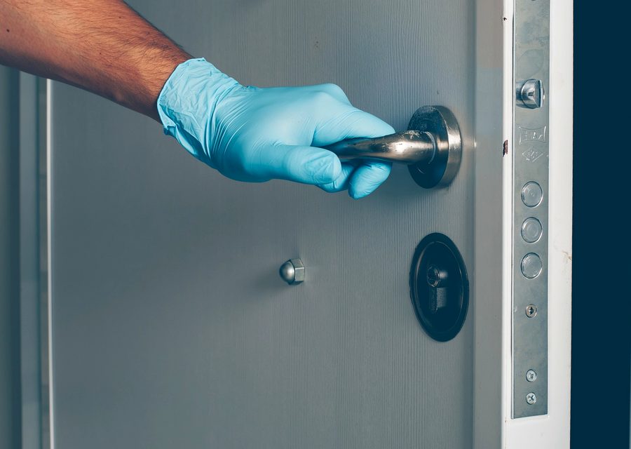 Emergency locksmith service near Los Angeles