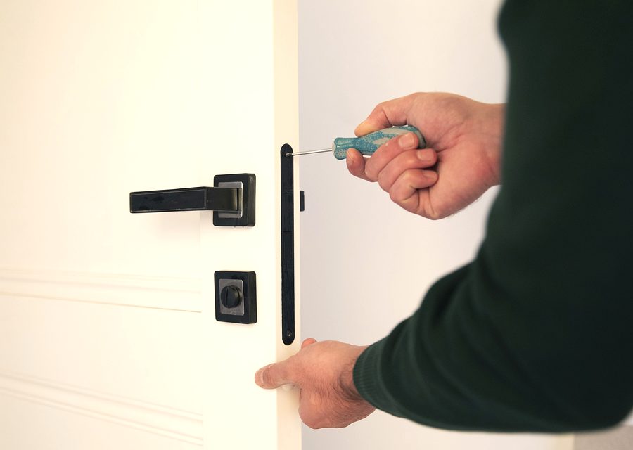 Emergency locksmith service near San Antonio