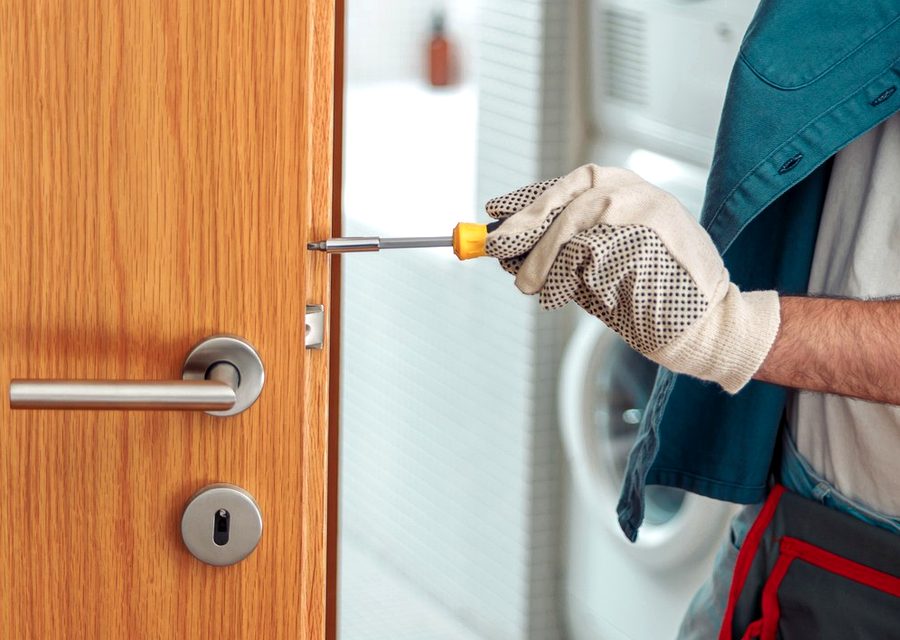 Emergency locksmith service near Concord