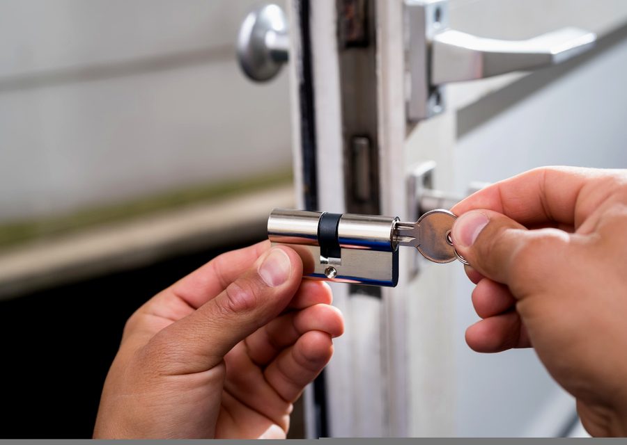 Emergency locksmith service near Hempstead