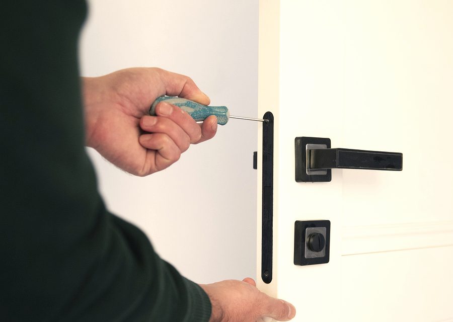 Emergency locksmith service near Houston
