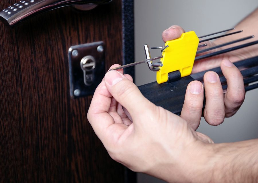Emergency locksmith service near Leander