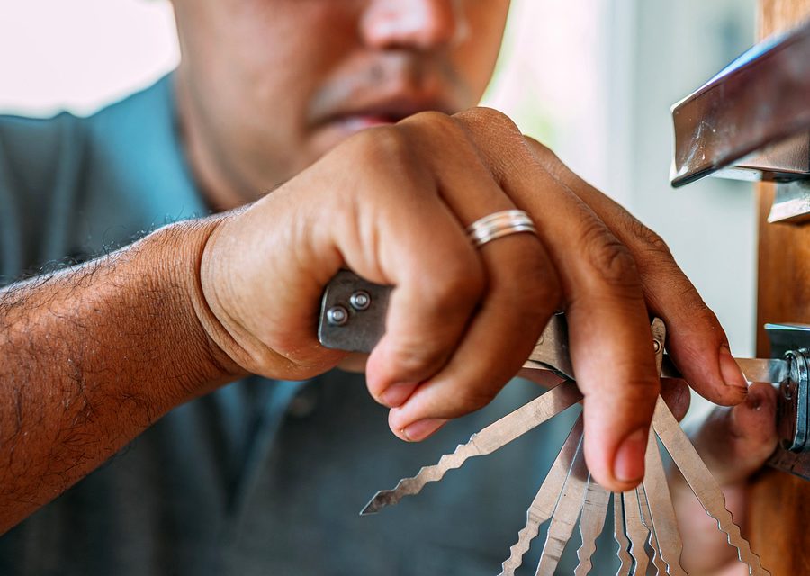 Emergency locksmith service near Cathedral City