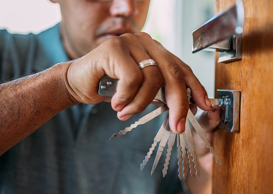 Emergency locksmith service near Orlando