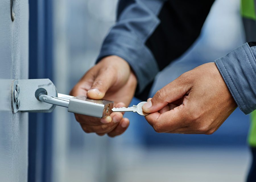 Emergency locksmith service near College Park