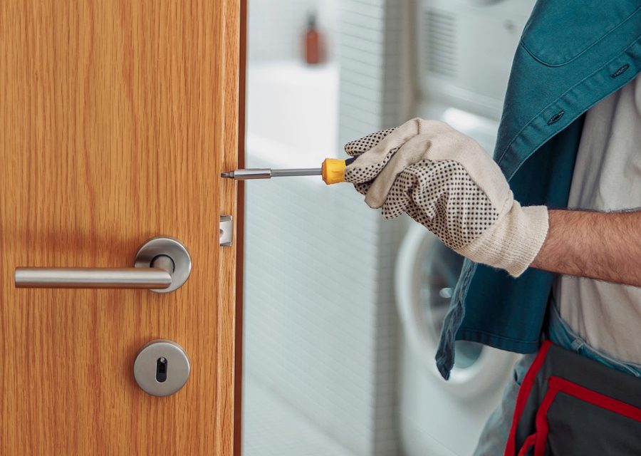 Emergency locksmith service near Providence