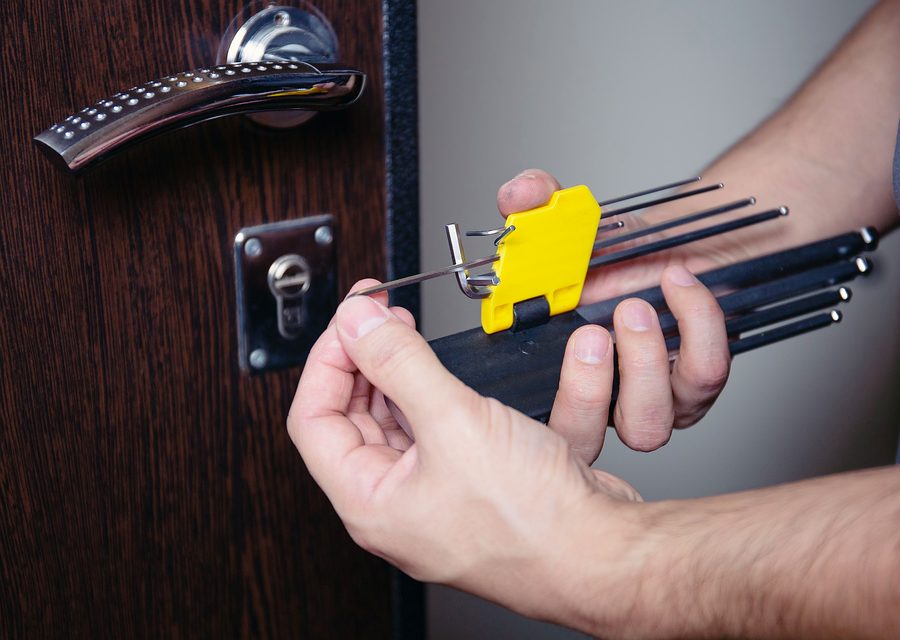 Emergency locksmith service near Melrose Park