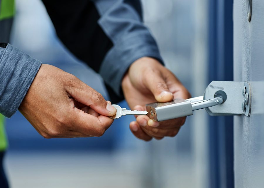 Emergency locksmith service near Lockport