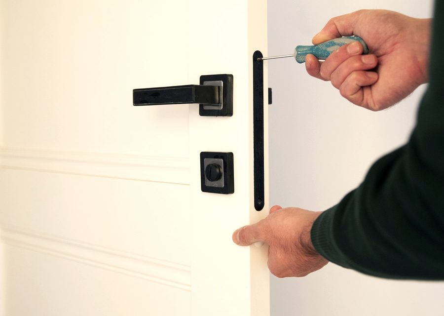 Emergency locksmith service near Norman