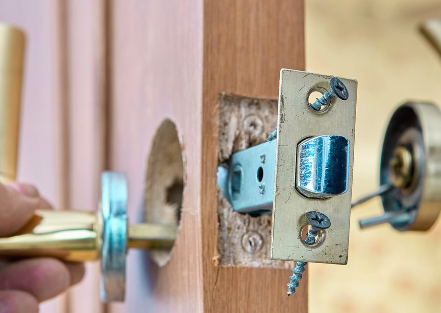 Emergency locksmith service near Springfield