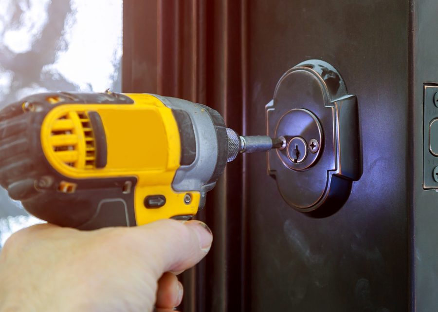 Emergency locksmith service near Boston