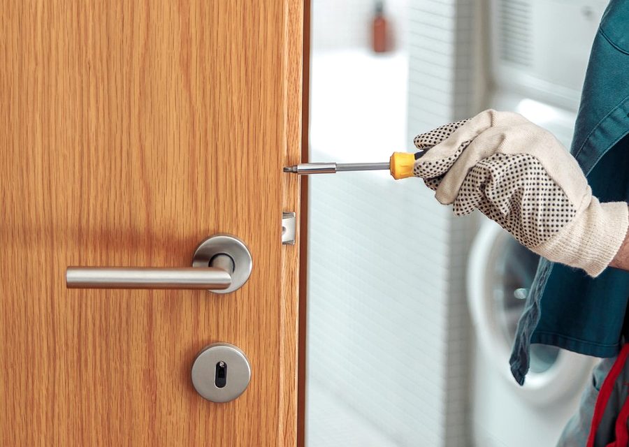 Emergency locksmith service near Jacksonville