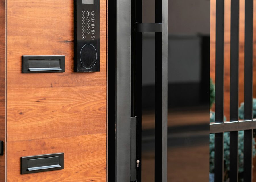Emergency locksmith service near Tucson