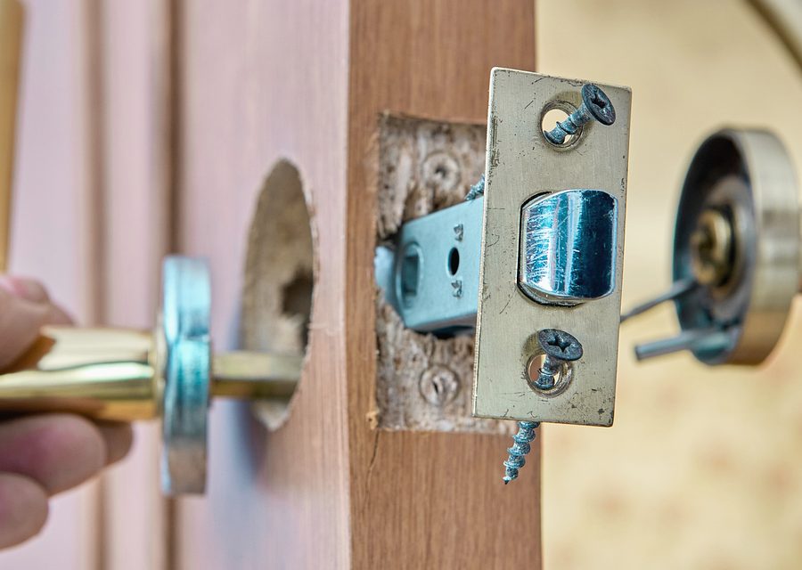 Emergency locksmith service near Chandler