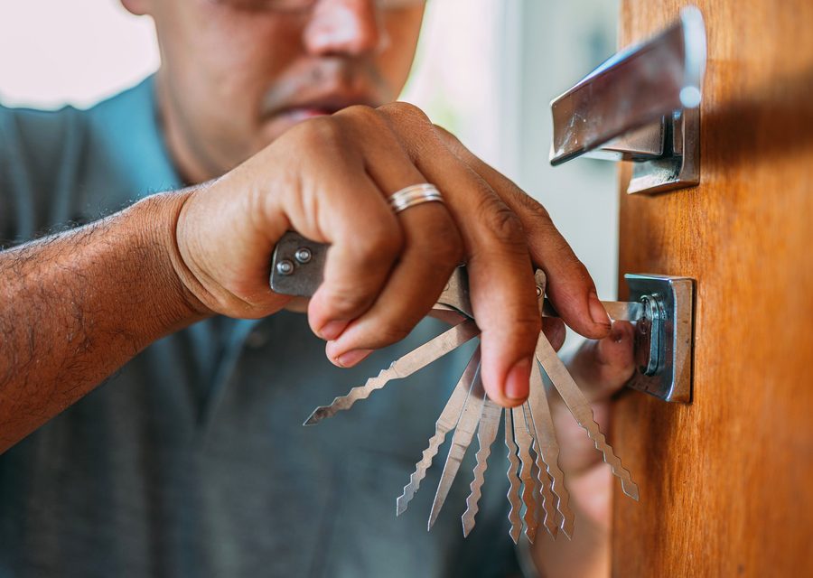 Emergency locksmith service near Olive Branch