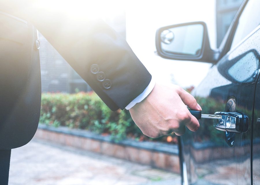 Emergency locksmith service near Miami Gardens