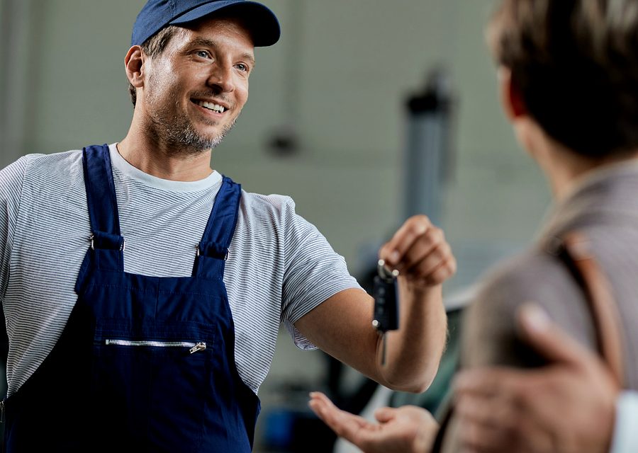 Emergency locksmith service near Ventura