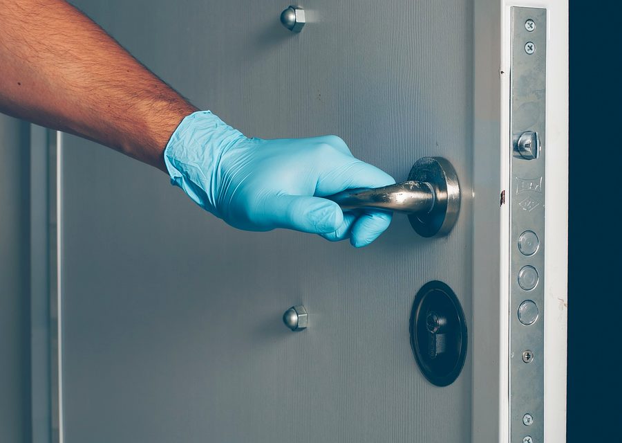 Emergency locksmith service near Brentwood
