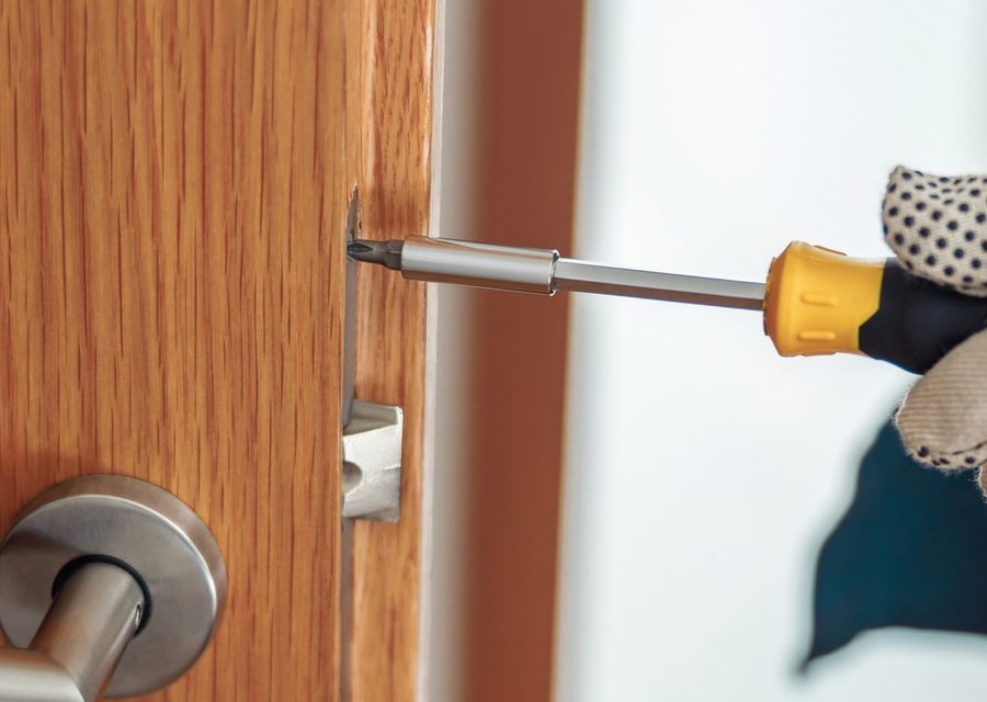 Emergency locksmith service near Columbus