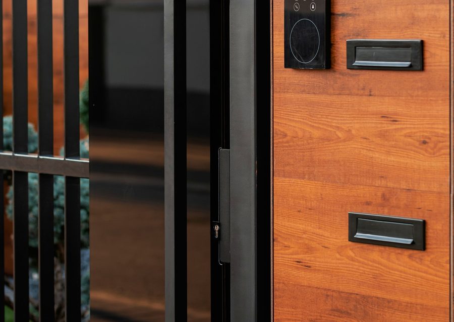 Emergency locksmith service near Goleta