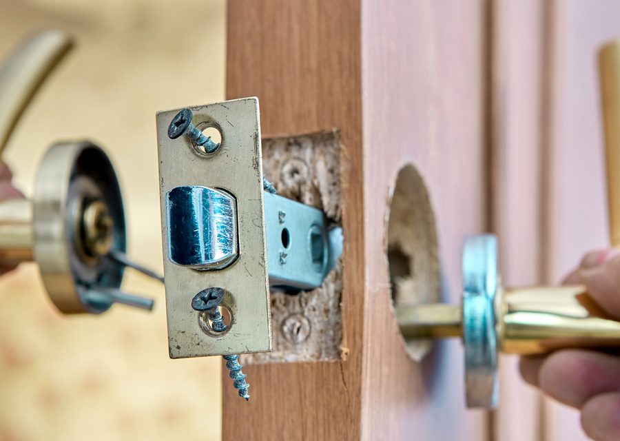 Emergency locksmith service near Chino