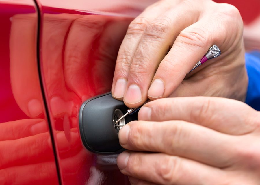 Emergency locksmith service near Golden Valley