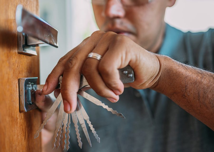 Emergency locksmith service near Pensacola