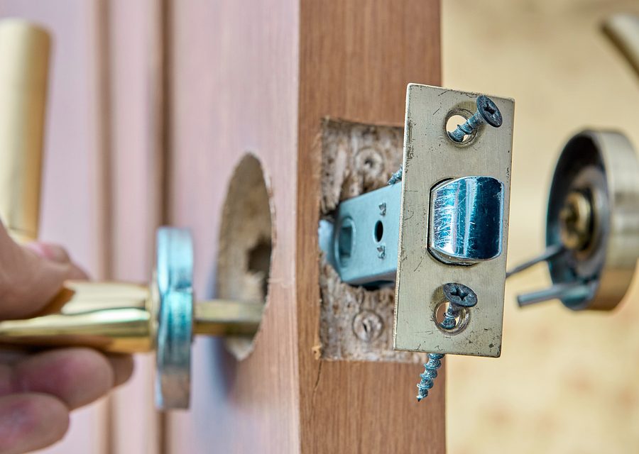 Emergency locksmith service near Lakewood