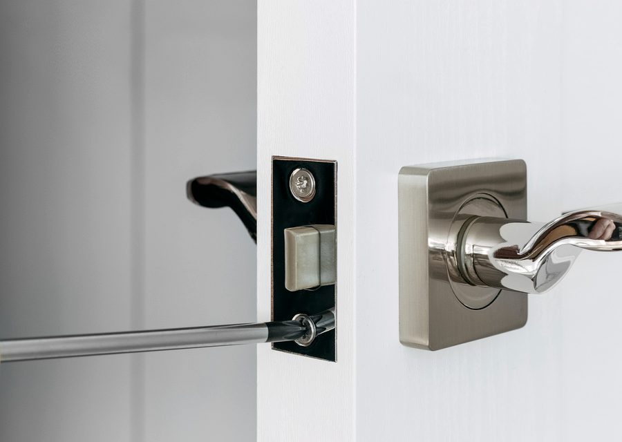 Emergency locksmith service near Newark