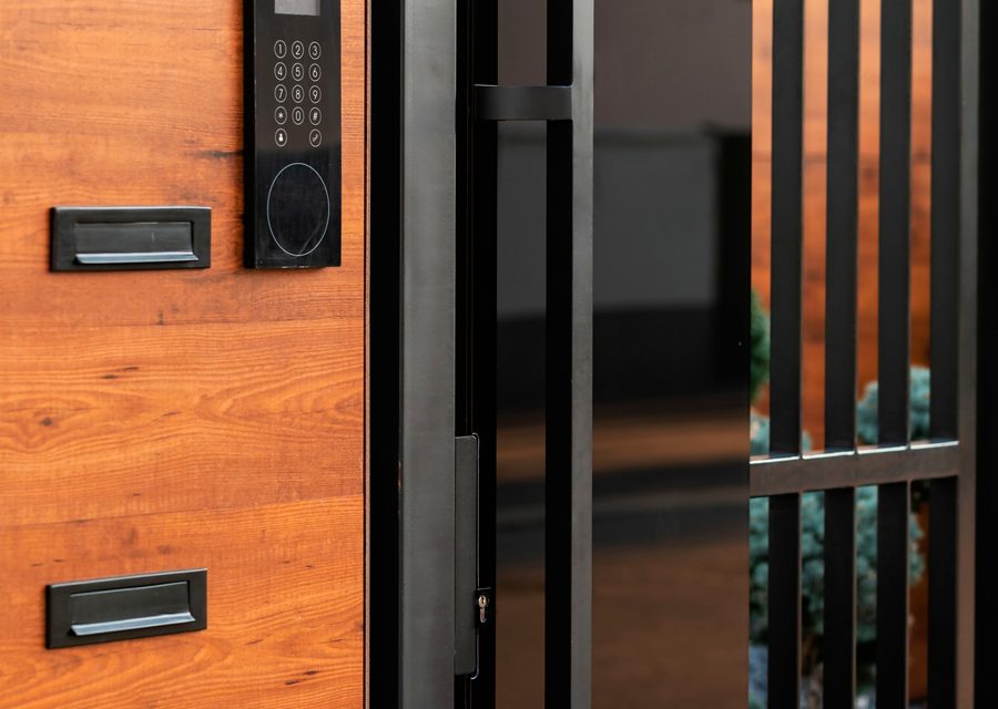 Emergency locksmith service near Palo Alto